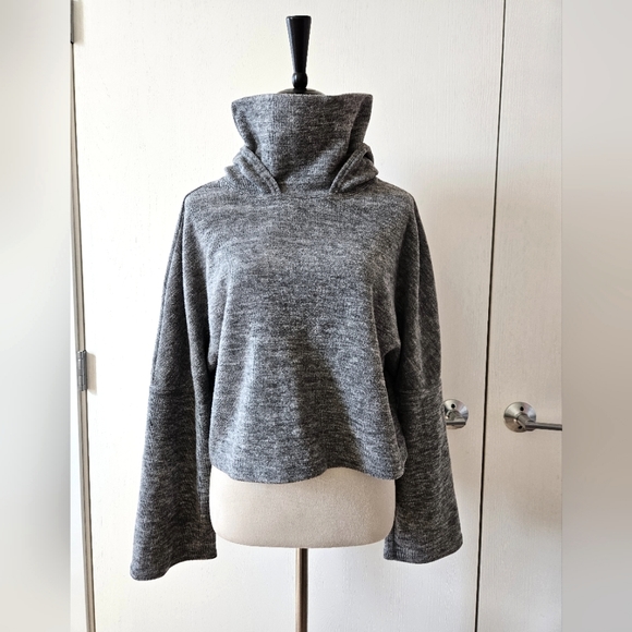 FP Movement by Free People Cropped Stand Collar Hoodie Heather Gray size XS EUC - Picture 1 of 13